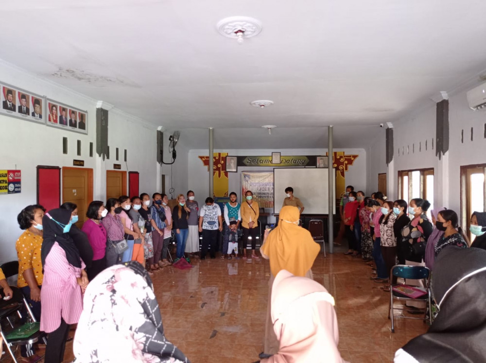 PELATIHAN PENINGKATAN KAPASITAS KADER POSYANDU DESA SURANADI